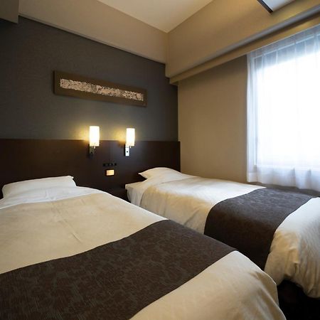 Hotel Binario Umeda Osaka Bagian luar foto