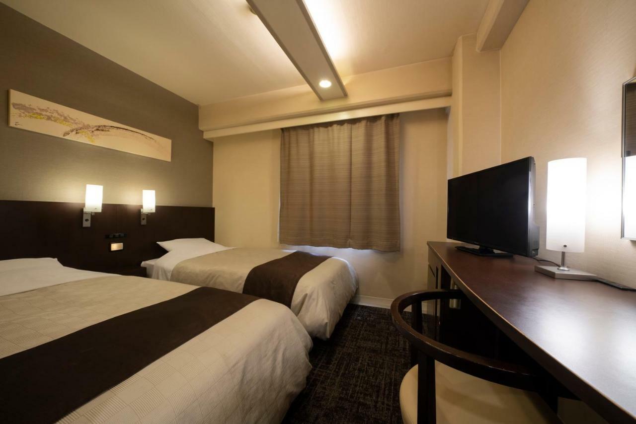 Hotel Binario Umeda Osaka Bagian luar foto
